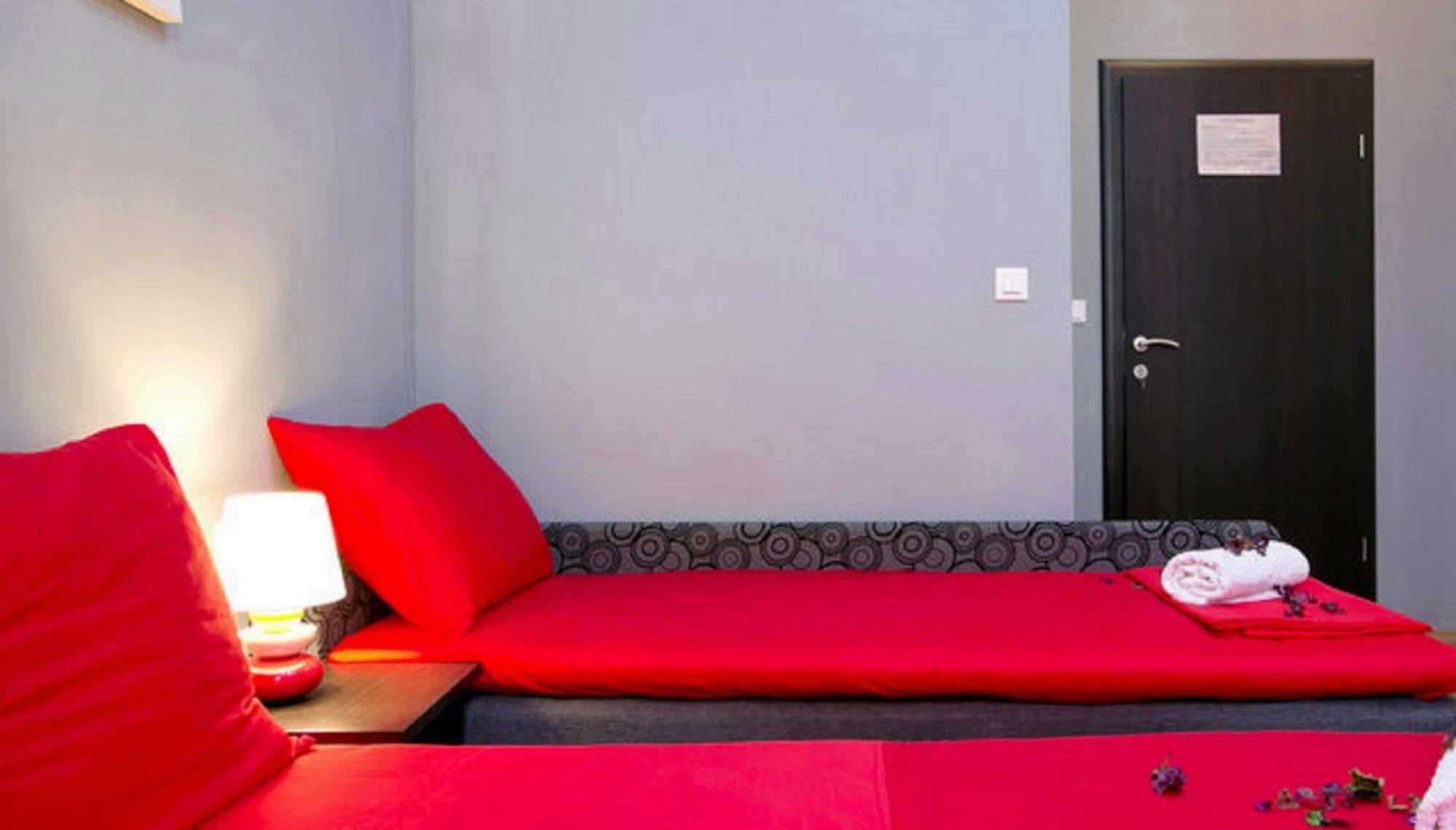 Rooms Eden Old Town Дубровник Екстериор снимка