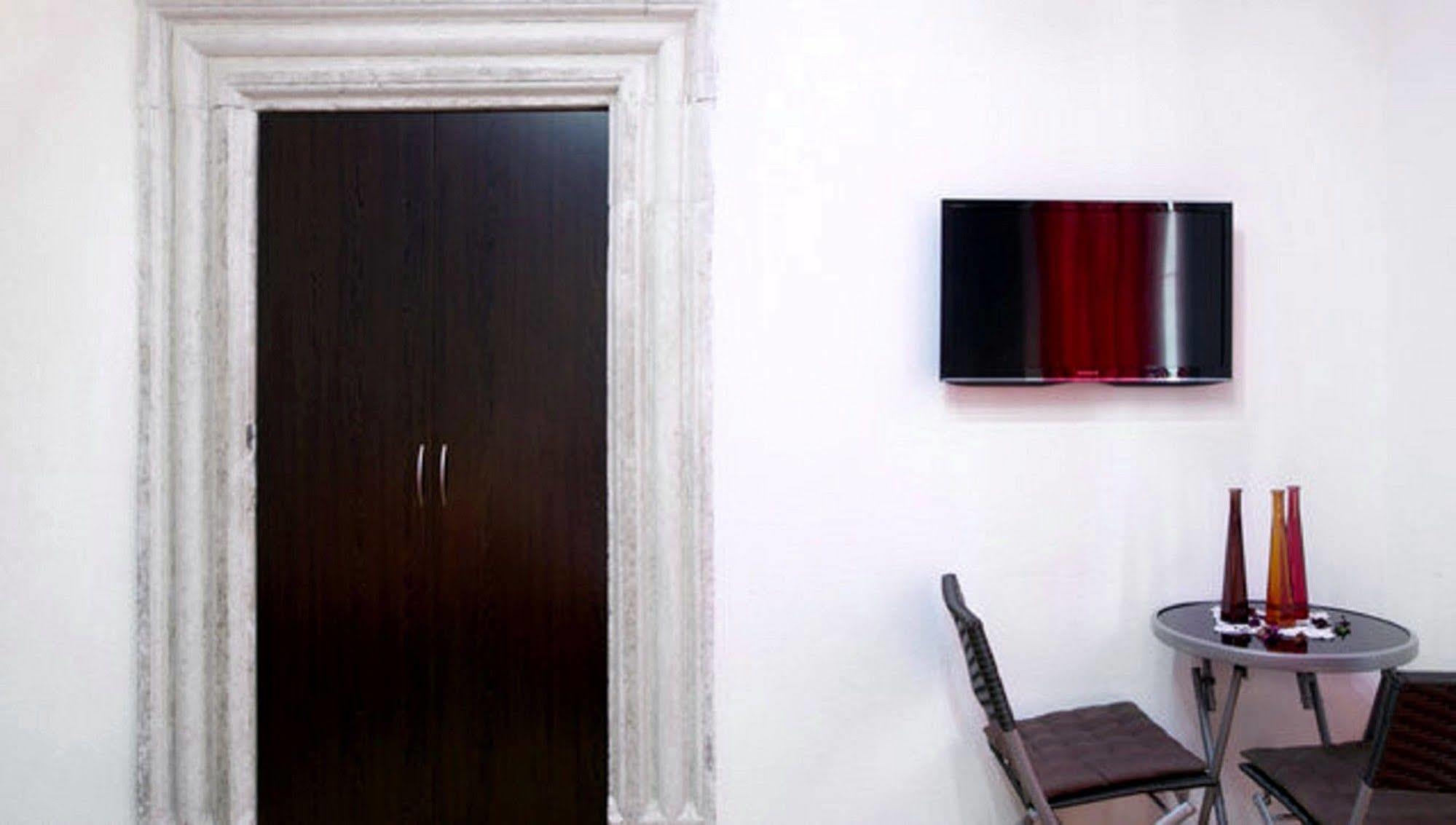 Rooms Eden Old Town Дубровник Екстериор снимка